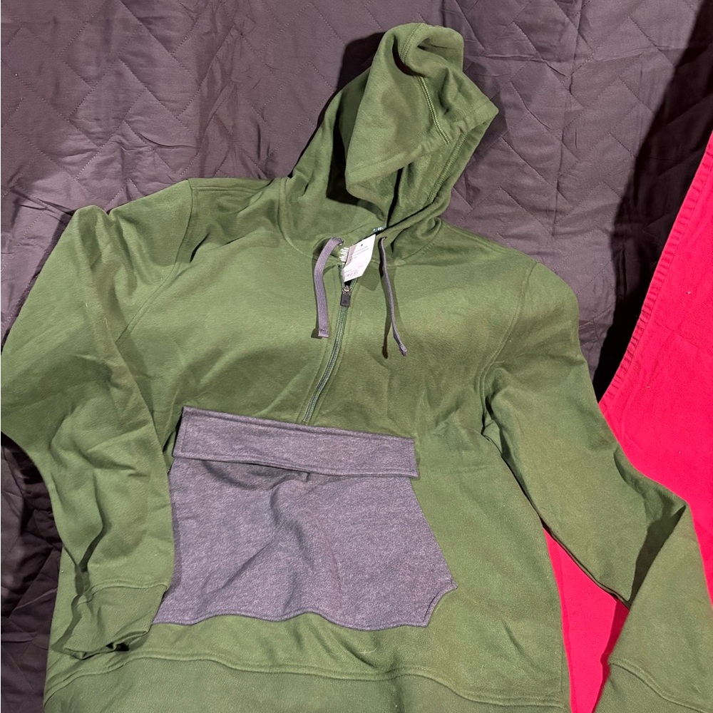 Tek Gear Men’s Green with Gray half Zip Up Hoodie #1461